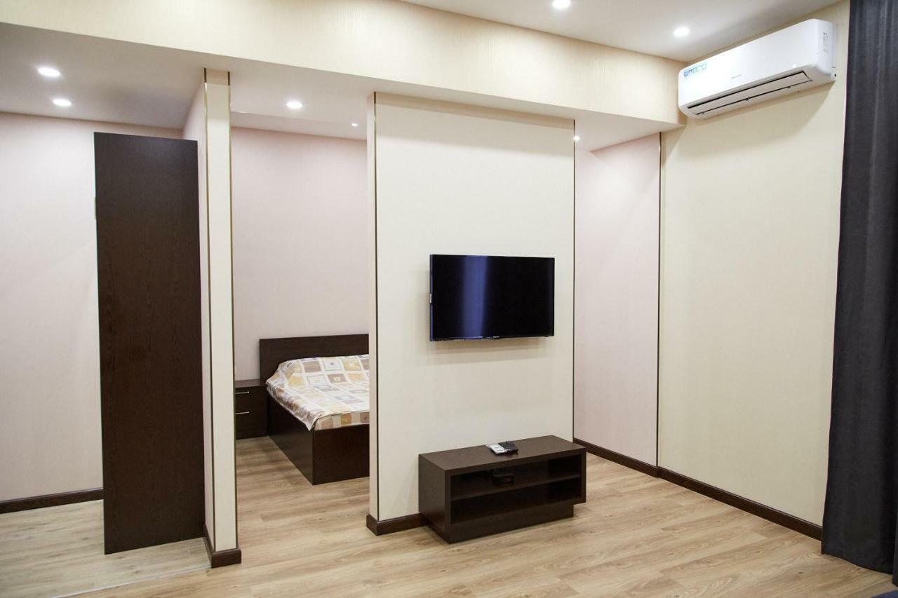 Residence North Avenue Teryan 8. 14 3 Yerevan Bagian luar foto